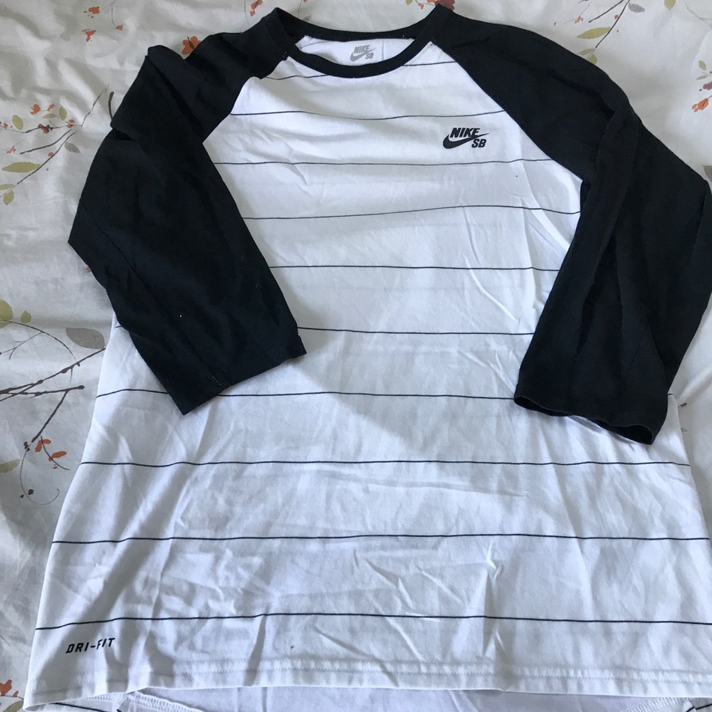 Nike dry fit baseball tee